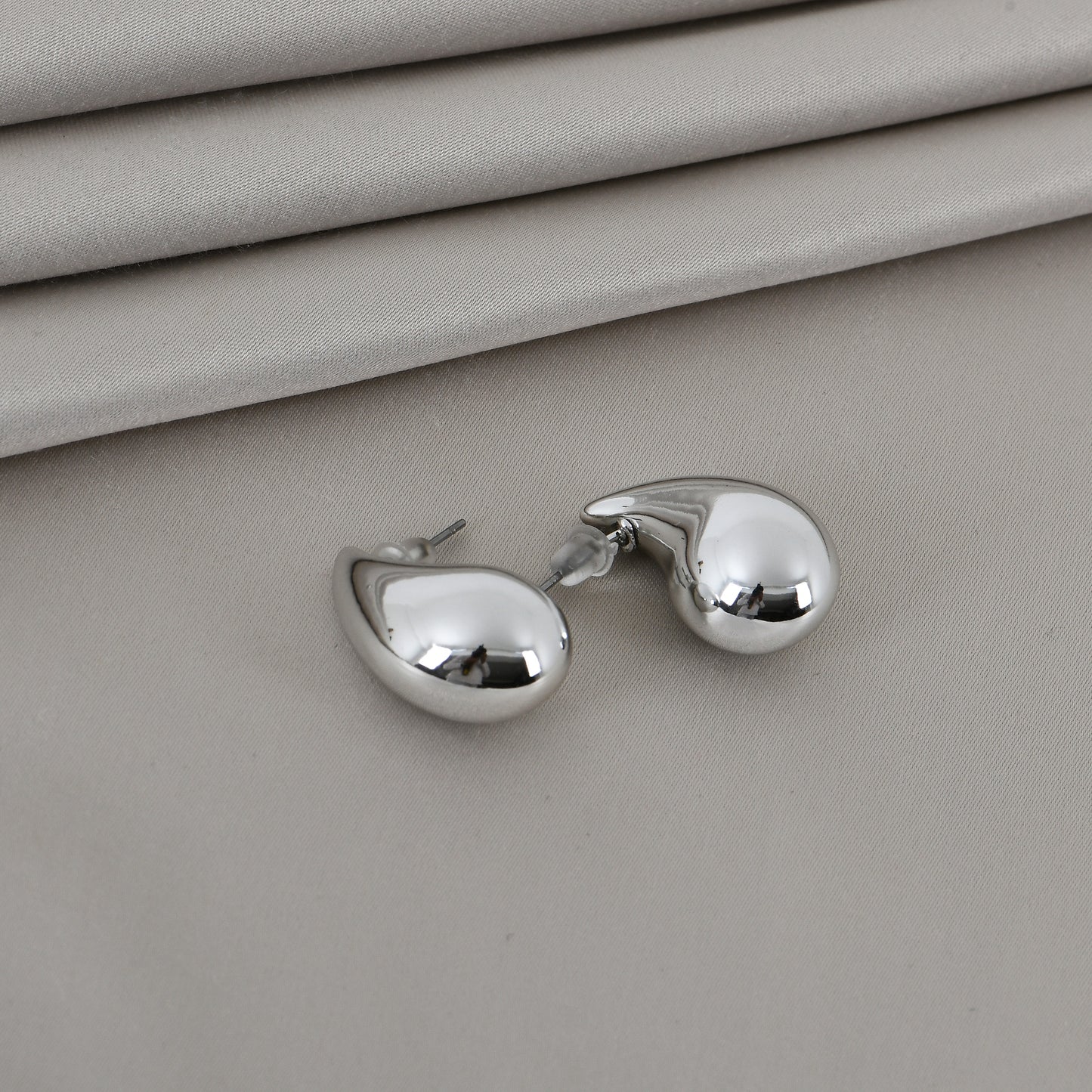 Silver Minimal Stud Earrings