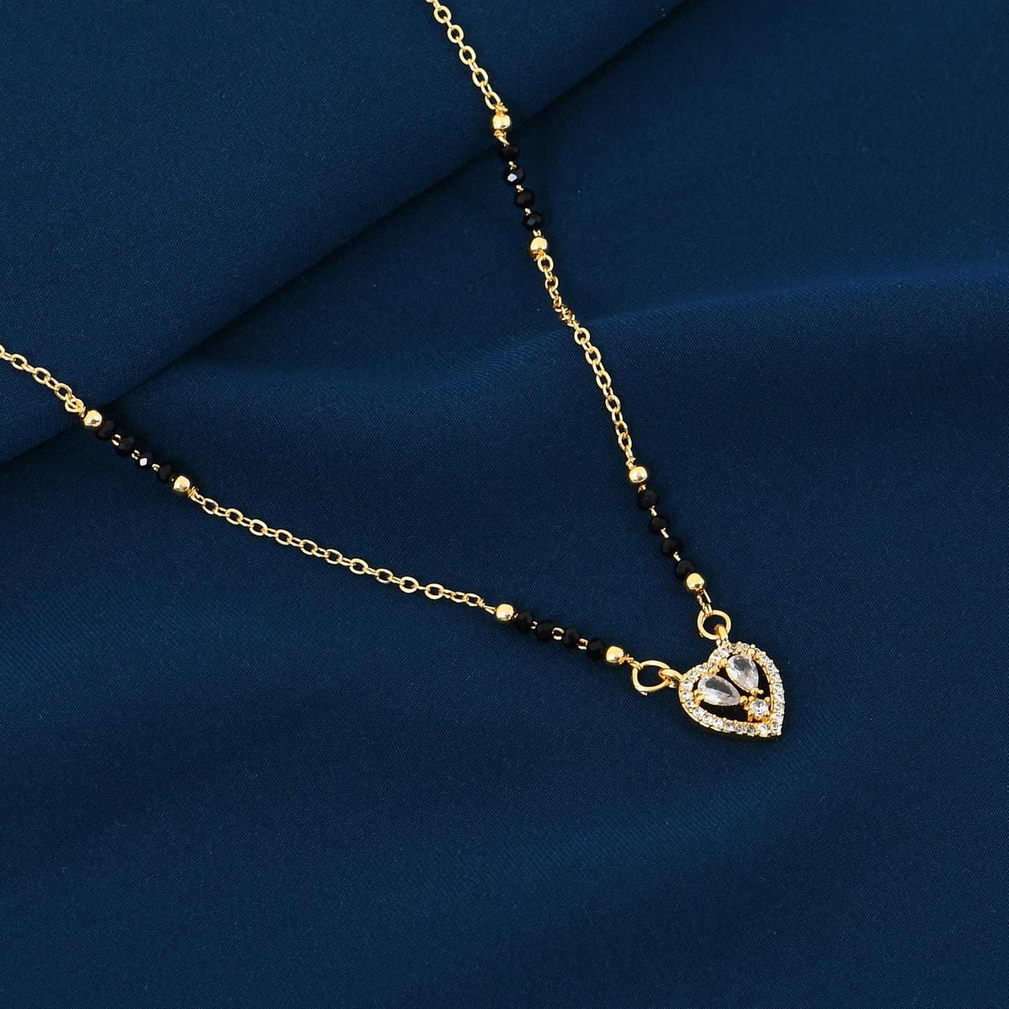 Gold Heart Mangalsutra for Women – lightweight daily wear mangalsutra
