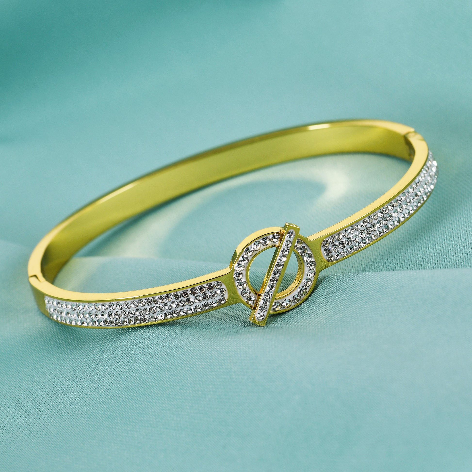 Golden Geometric Modern Bracelet for ladies – stylish piece with affordable price and luxury appeal