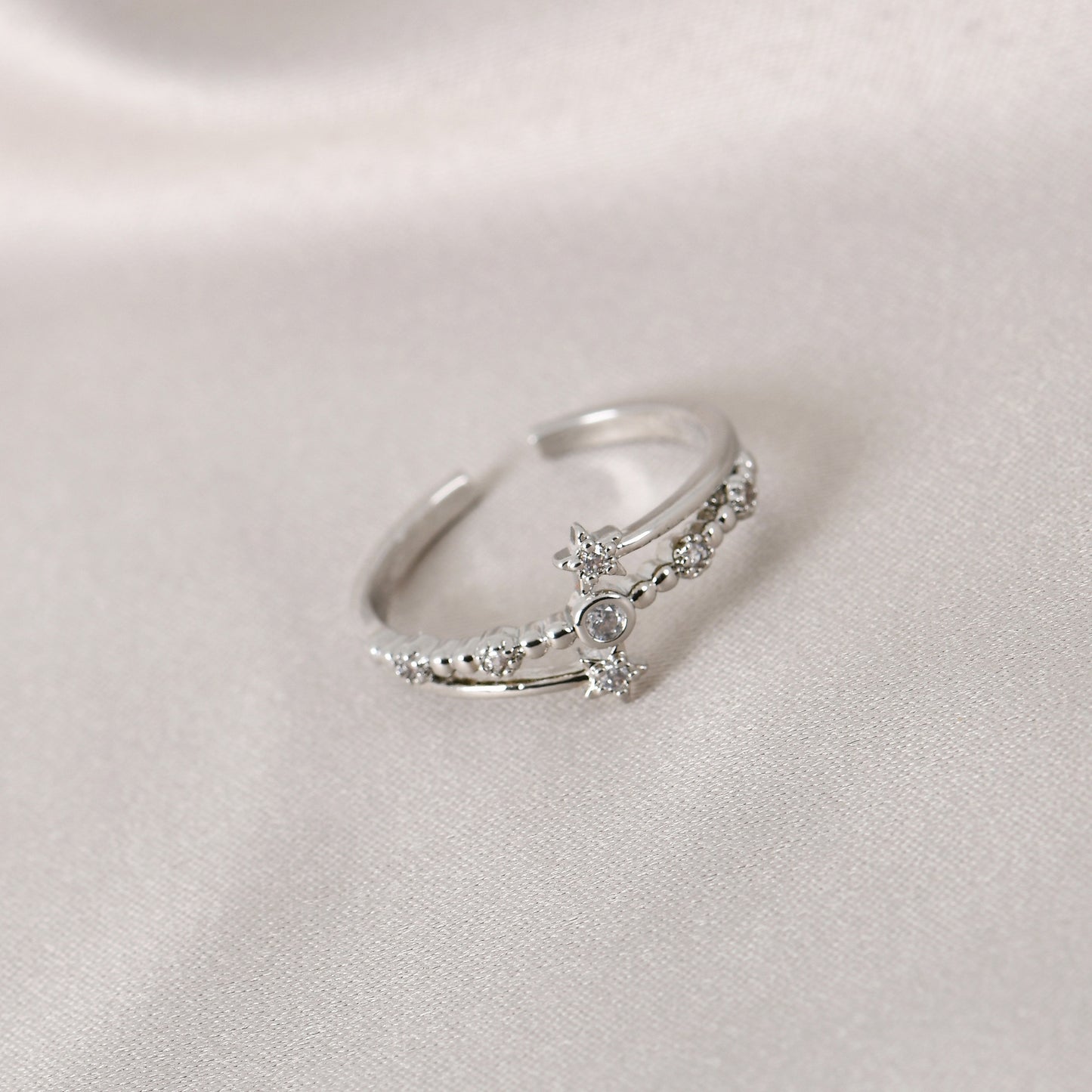 Silver Celestial Star Ring for Women – delicate and modern star ring perfect for daily or festive wear