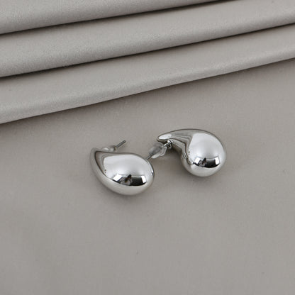Silver Minimal Stud Earrings