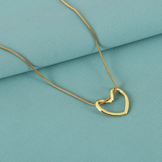 Gold Heart Pendant Necklace