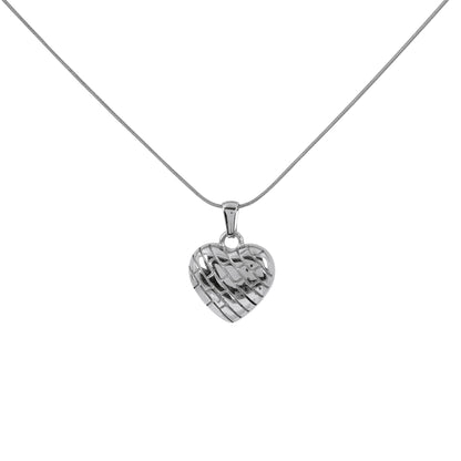 Silver Puffy Heart Necklace for Women – minimal and elegant heart necklace for everyday styling

