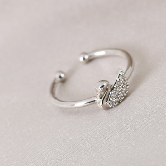 Silver Swan Adjustable Ring for Women – minimal and chic, ideal for those seeking simple rings for women